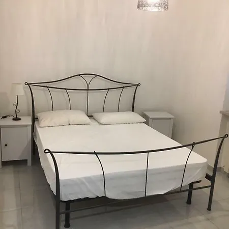 Maroccia Daire Castellabate